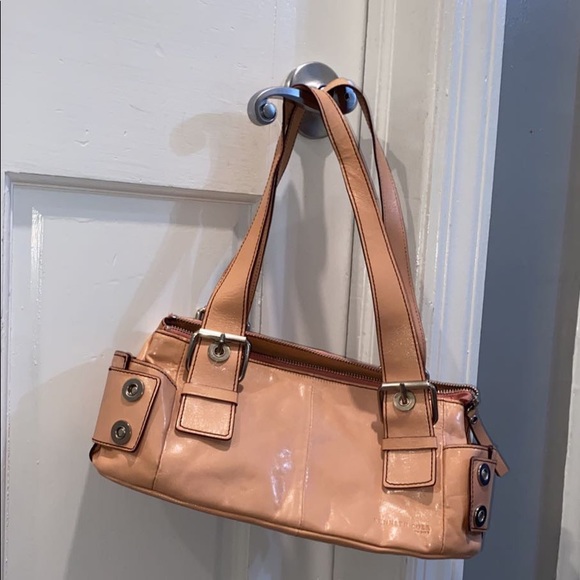 Kenneth Cole Paten Leather Minibag - Picture 2 of 2